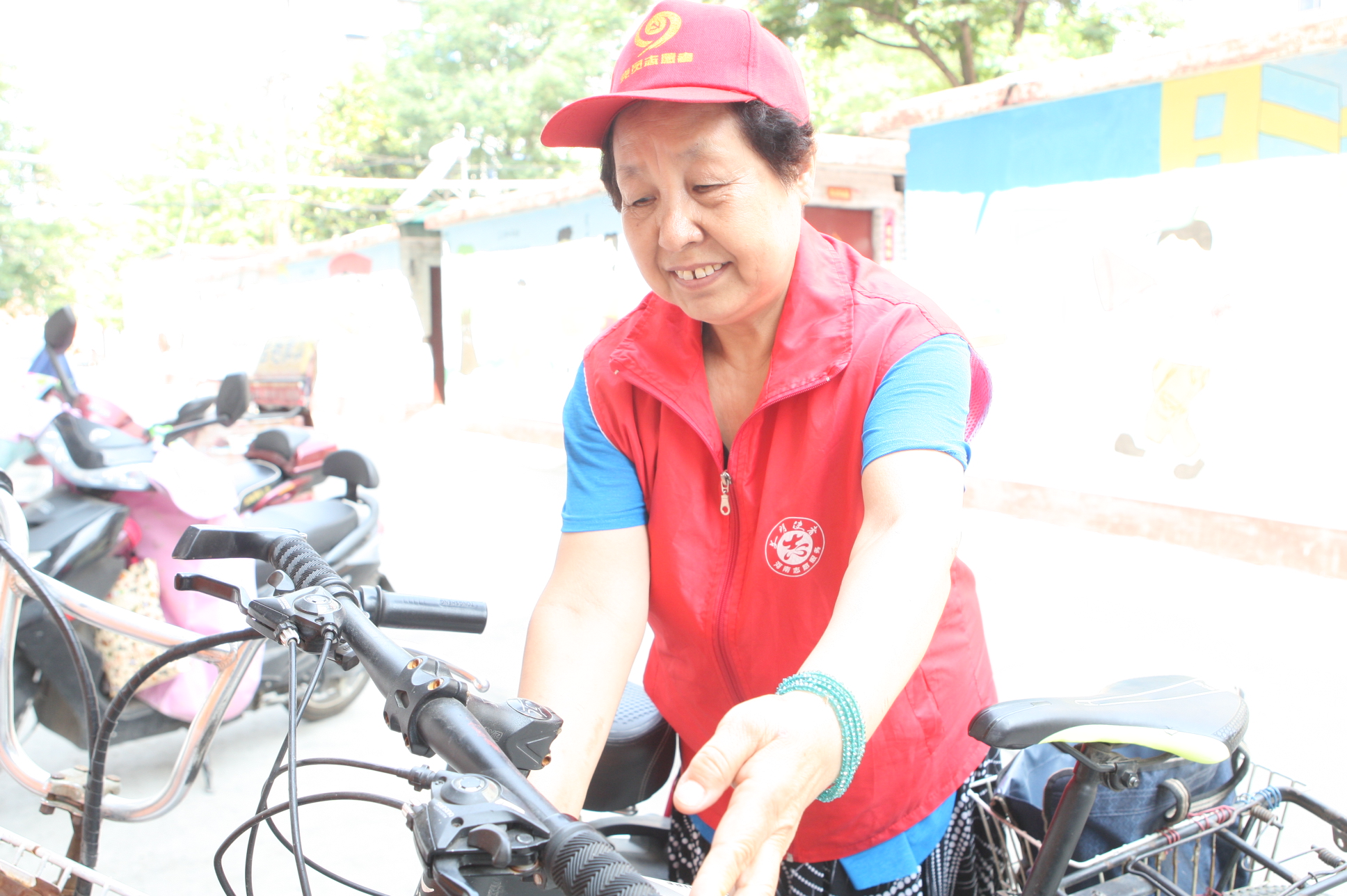 图片新闻:人人参与四城联创 共同打造美丽焦